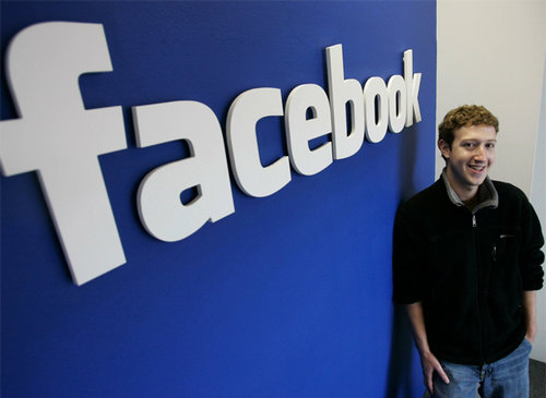 Facebook或将收购黑莓:双方高管展开接触